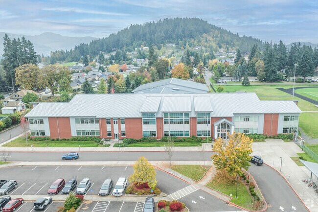 Creswell Middle School has high test scores and great student progress.