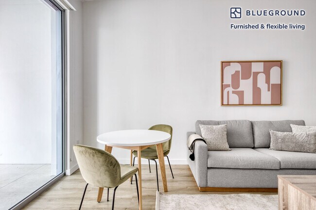 4131 Laguna St unit FL4-ID9, Coral Gables, FL 33146 - photo 5