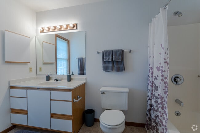 Canopy Collection - Canopy Pines, Madison, WI 53704 - photo 4