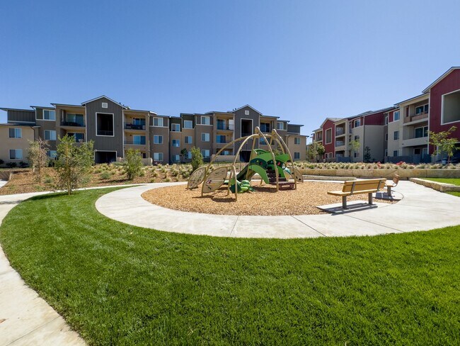 Bradley Garden Apartments, Orcutt, CA 93455 - photo 4