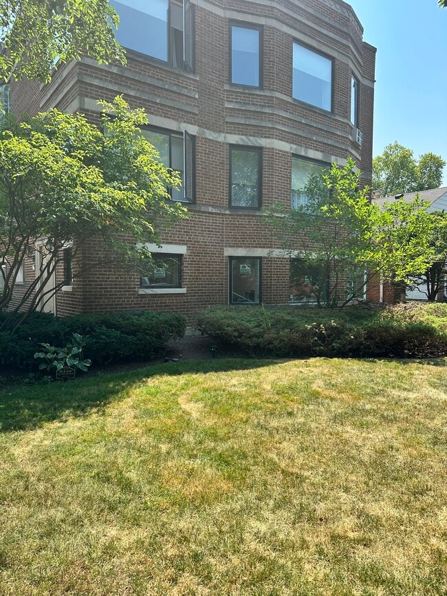 330 Barton Ave unit G, Evanston, IL 60202 - photo 2