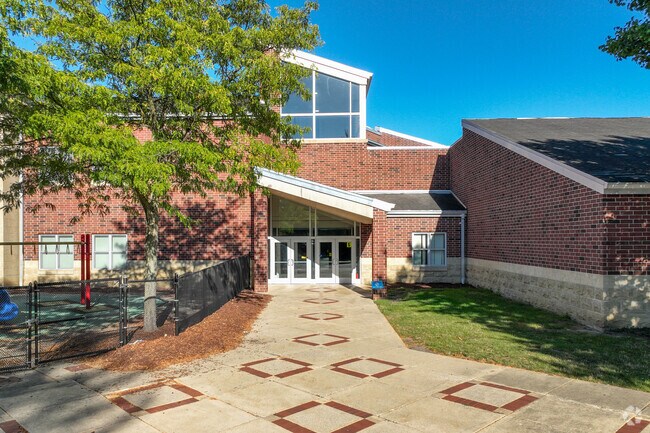 Muessel Elementary School takes home a C minus score on Niche.