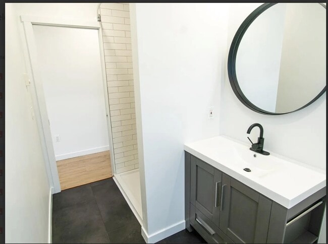 1915 W Livingston St unit 2, Allentown, PA 18104 - photo 5