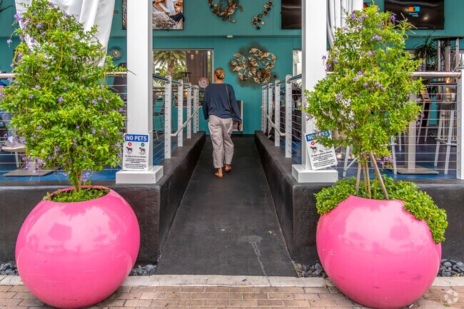 Fish Tale Grill is a contemporary venue featuring upscale seafood, a bar & a fish market.