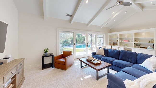 4834 N Wishon Ave, Fresno, CA 93704 - photo 3