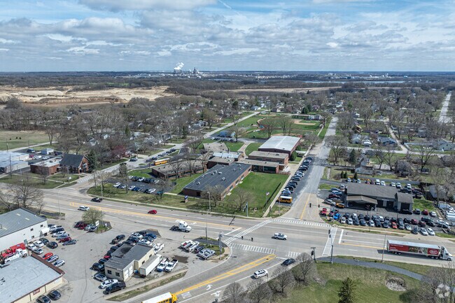 Courses in Reading, Writing, and Literature are available at Pioneer Path School.