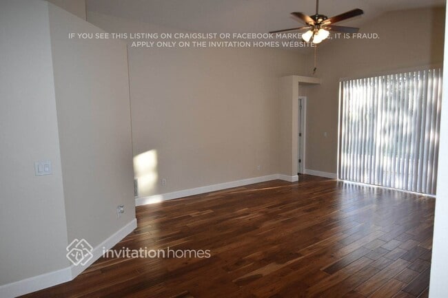 5621 Rockfield Loop, Valrico, FL 33596 - photo 4