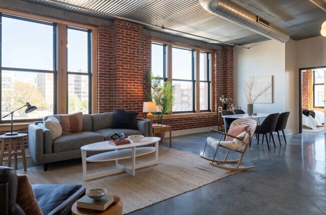 The Vox, Saint Louis, MO 63103 - photo 2