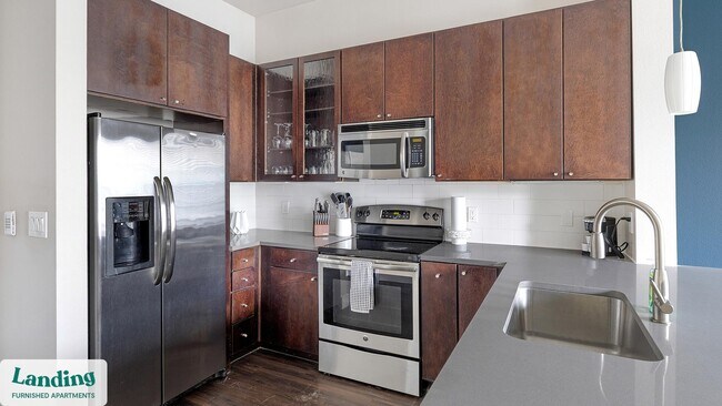 3501 Ross Ave unit 5010.1409650, Dallas, TX 75204 - photo 6