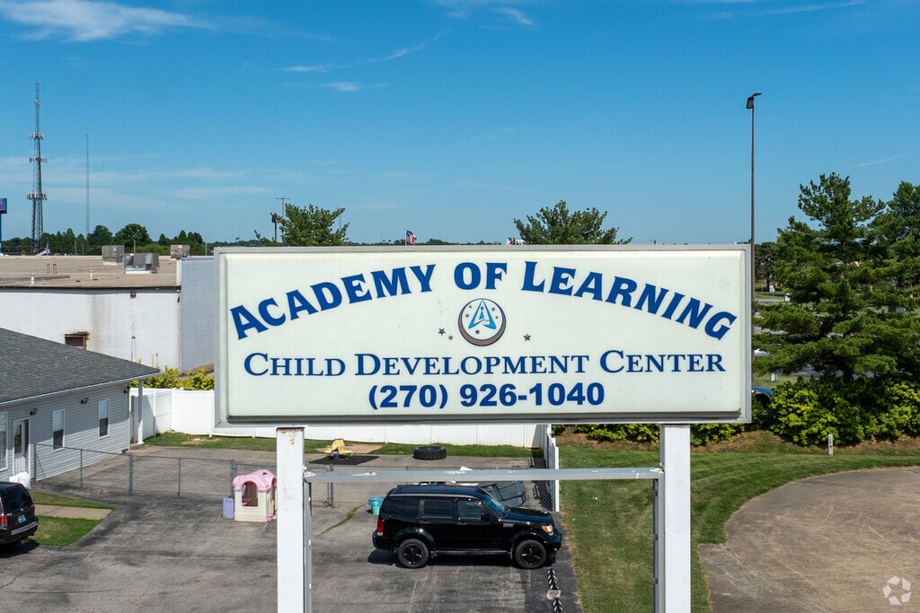 Academy of Learning is a private school located in Owensboro, Ky.