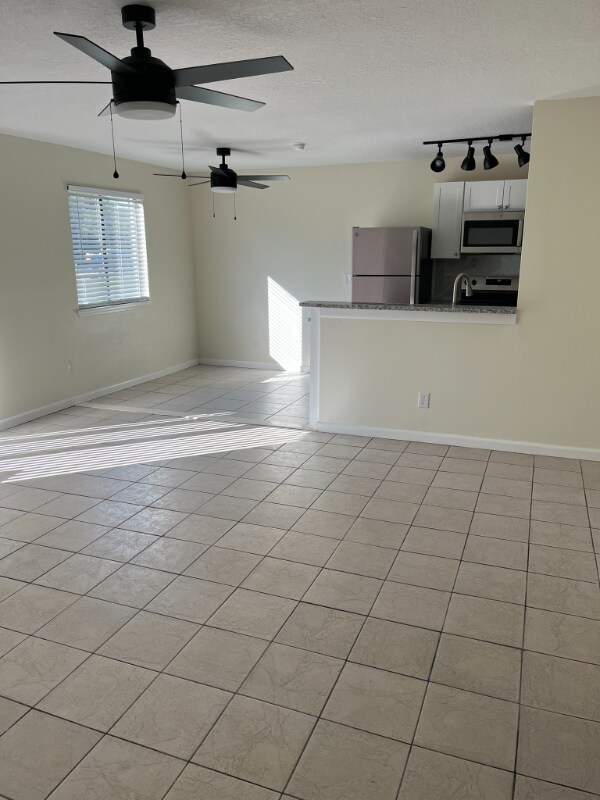 1884 Agora Cir SE unit 101, Palm Bay, FL 32909 - photo 4