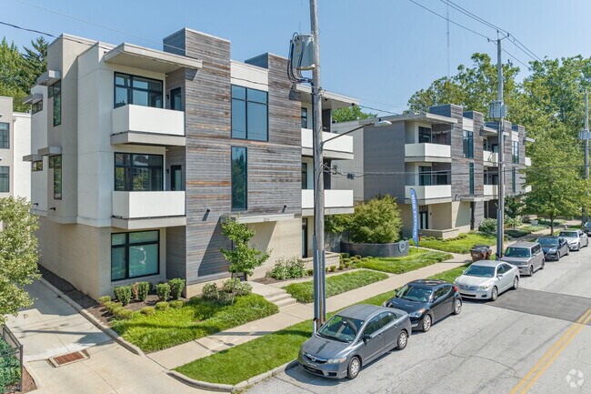 Townhomes make for easy, low maintenance living in University Circle.