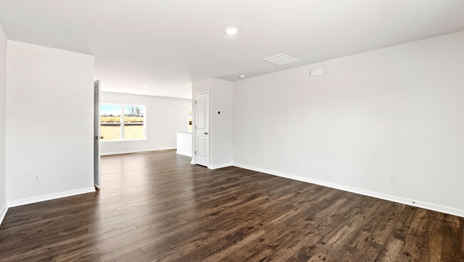 134 Bobbin Rd, Greenville, SC 29611 - photo 3