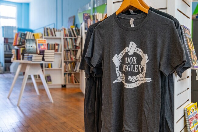 South Main is home to South Main Book Juggler, a cozy independent bookstore.