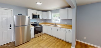 2031 Officer St SE, Cleveland, TN 37323