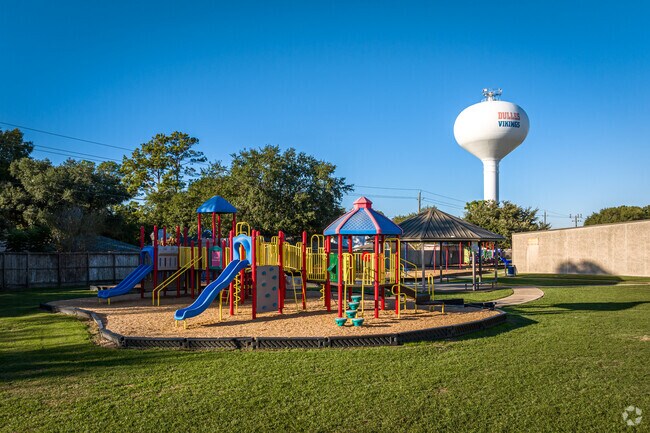 Dulles Elementary School in Houston places a strong emphasis on fostering a love for learning.