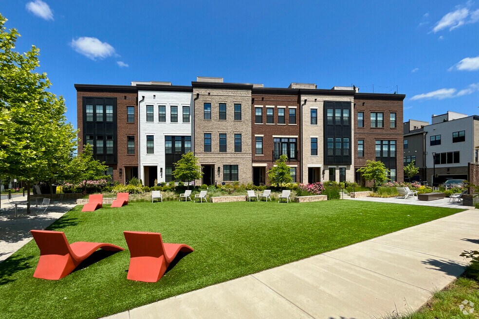 About The Rotonda, McLean VA HOAs, Reviews, Amenities