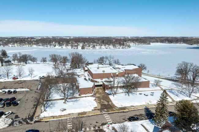Lakeview Elementary