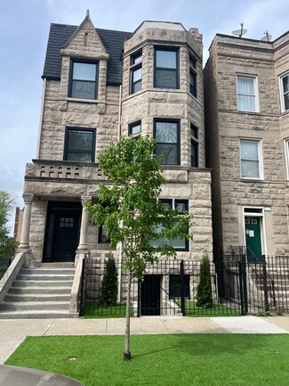 2750 W Wilcox St, Chicago, IL 60612