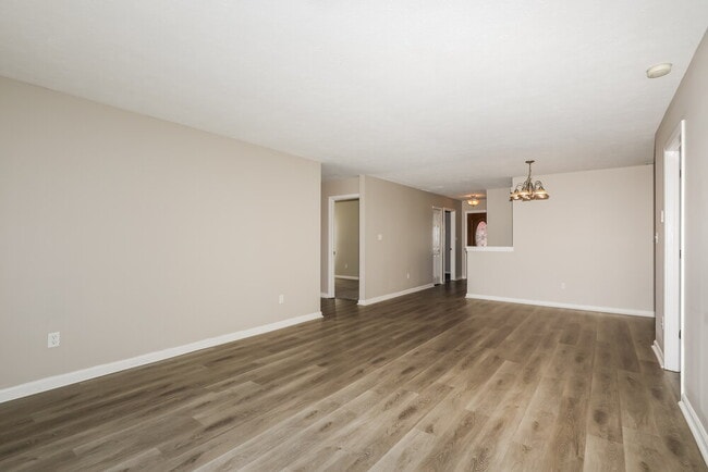 6667 W Longview Dr, Mc Cordsville, IN 46055 - photo 4