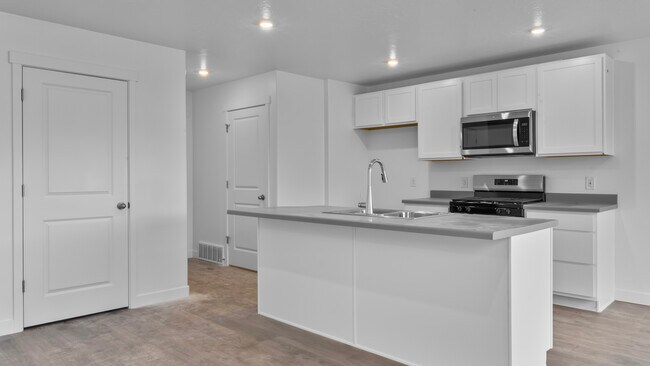 1697 N Patchwork Ave unit 1274, Tooele, UT 84074 - photo 7