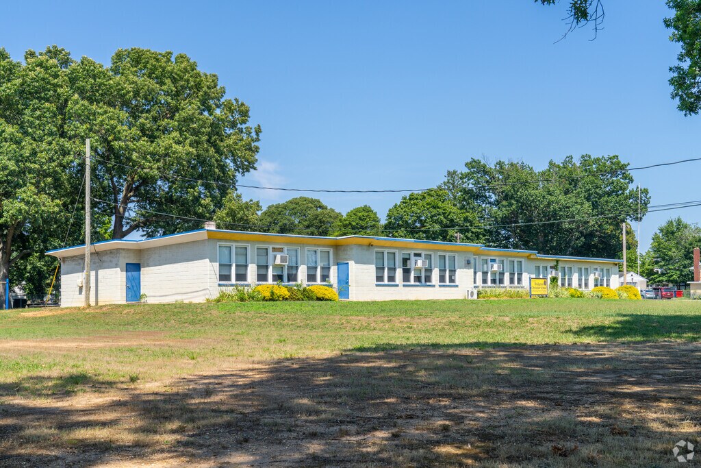 Bridgeton Christian School is a private school.