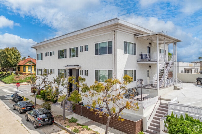 1133-1137 27th St San Diego, CA 92102-7015