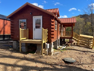 29 Jasmine Ln, Wayne, WV 25570