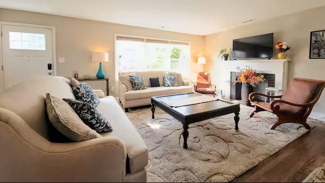 9605 Singleton Dr, Bethesda, MD 20817 - photo 7