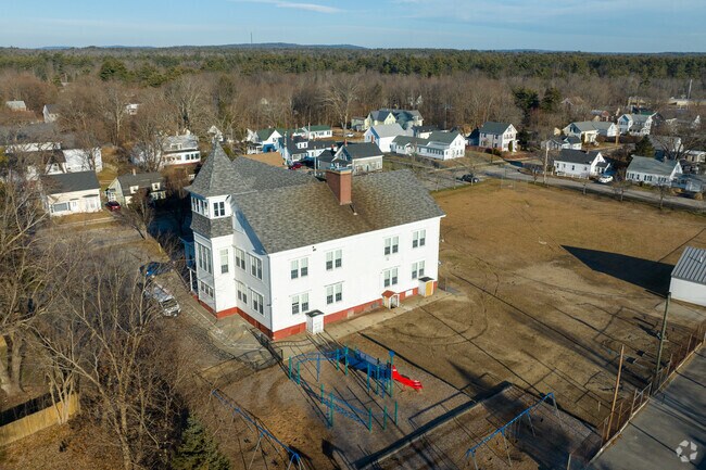 The Nancy Loud School is in Strafford County serving students grades K-4.