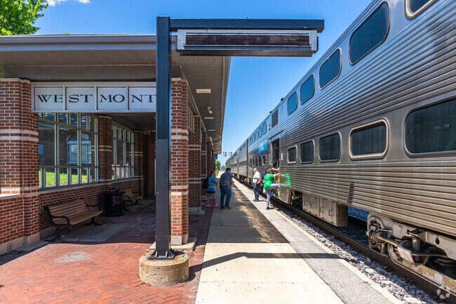 North Westmont residents can take the Metra and arrive in Chicago in about 45 minutes.