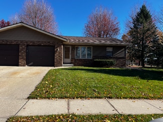 3402 Amhurst Rd, Janesville, WI 53546