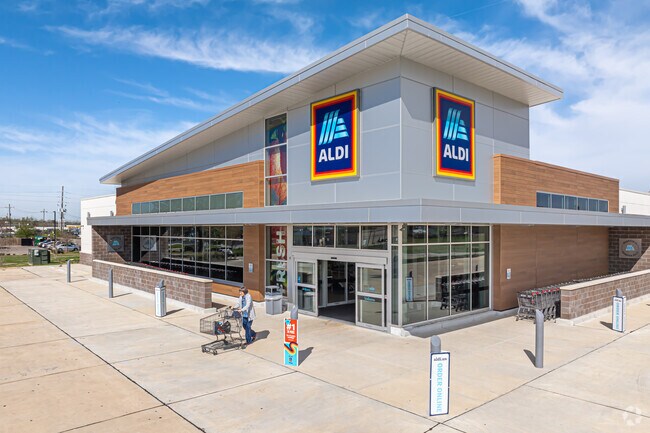 Aldi is one grocery option in LaPlace.