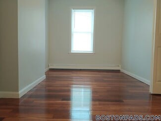 108 Boston St Unit 2, Boston, MA 02125