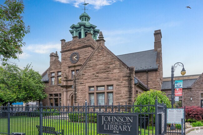 Johnson Public Library provides resources for South Hackensack residents.