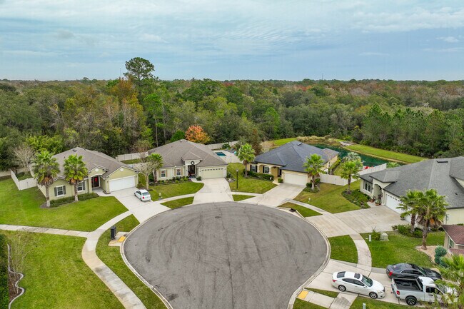 Peaceful streets and clean environment are the key elements for relaxed living in Kings.