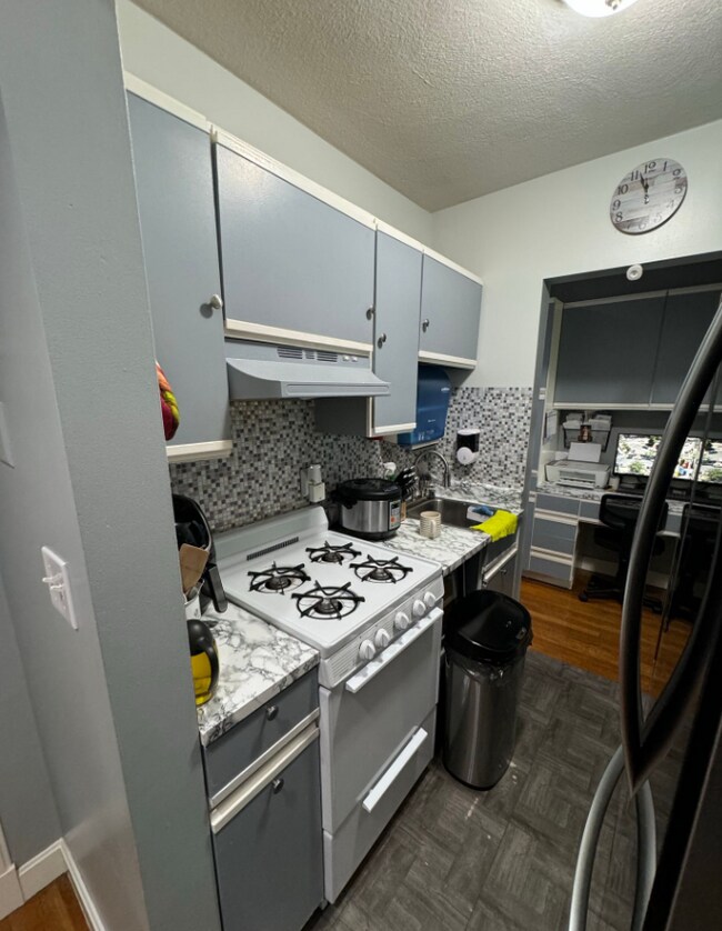 118 London St, Boston, MA 02128