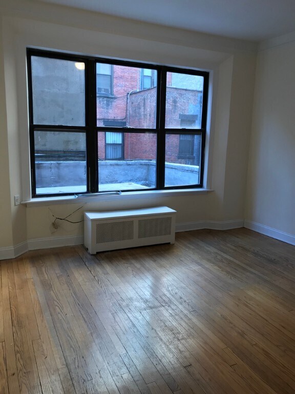 305 E 72nd St Unit 3-NL, New York, NY 10021