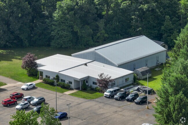 Bethel Christian School has 12 students.