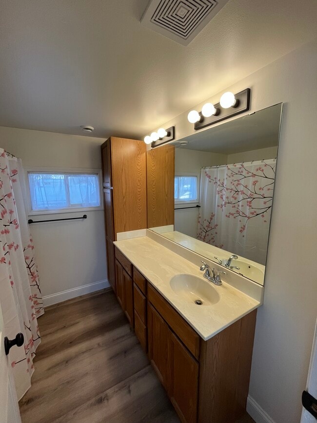 1625 Walnut St unit 3, Hastings, MN 55033 - photo 7