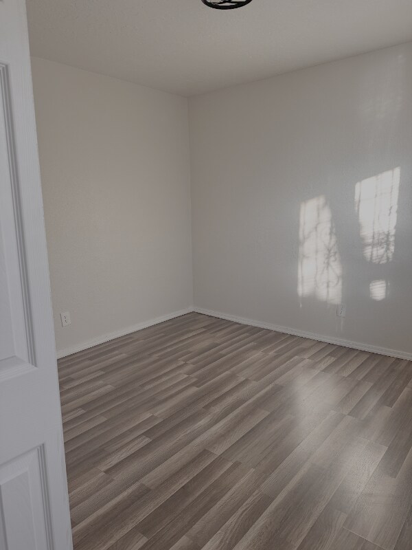 1013 Dickerson Dr SE unit C, Albuquerque, NM 87106 - photo 7