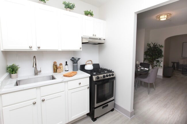 The Tobee - Cathedral St 311 (19 W. Mulberry), Baltimore, MD 21201 - photo 2