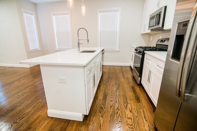 757 Washington St unit 1, Dorchester Center, MA 02124 - photo 3