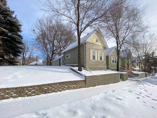 916 Farrington St, Saint Paul, MN 55117
