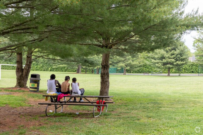 There are more than two dozen parks in Fairfield including Harbin Park.
