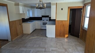 24 Mechanic St, Killingly, CT 06239