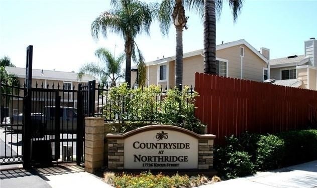 17726 Kinzie St, Northridge, CA 91325 - photo 2