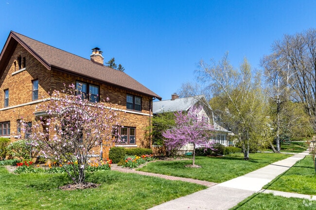Regent features homes with manicured landscapes.