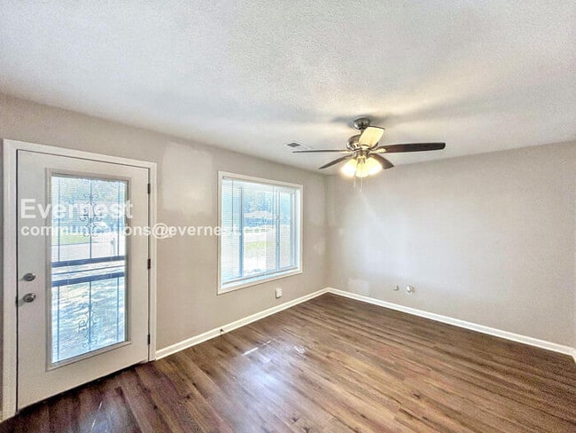 1582 Custer Dr, Southaven, MS 38671 - photo 3