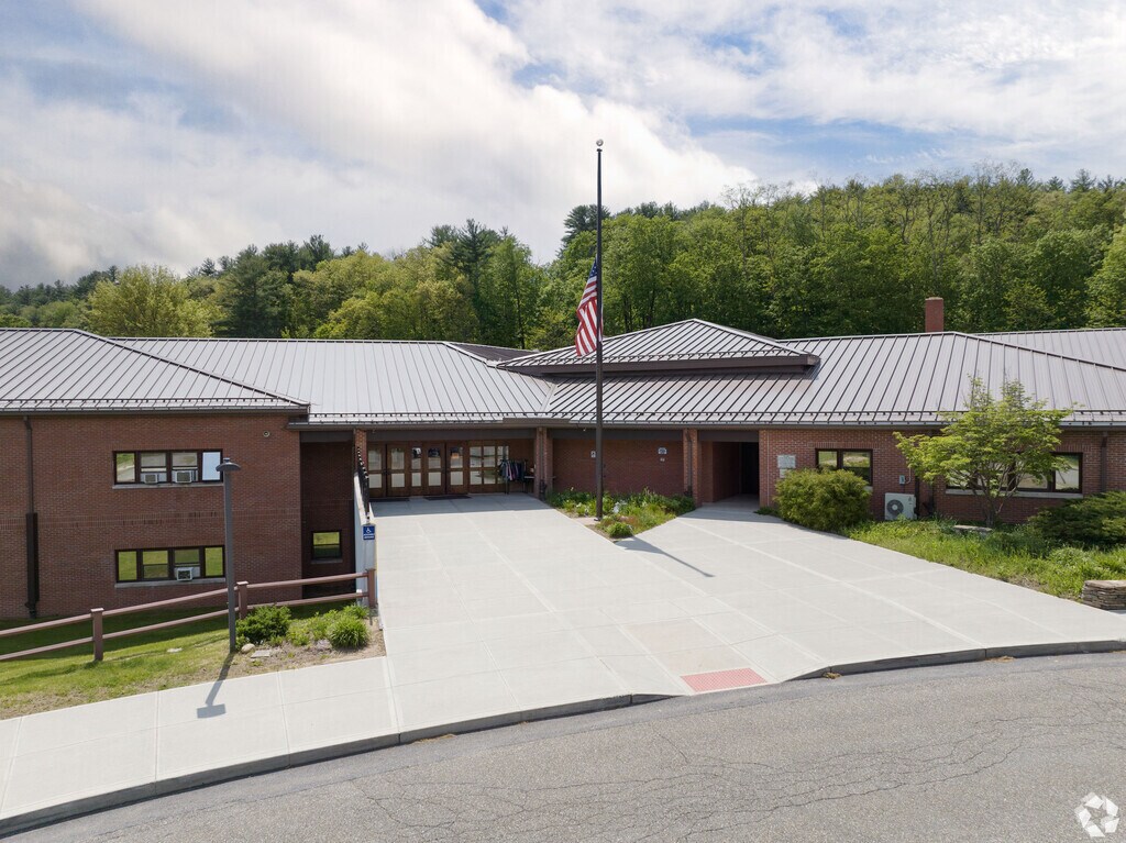 Welcome to Barkhamsted Elementary School.